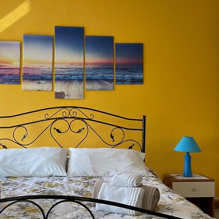 Casa Vacanze Da Roberta A Pochi Km Da Oristano Simaxis Eksteriør billede